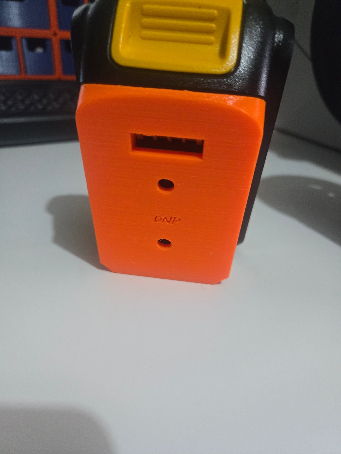 DeWalt 18V Battery Wall Mount Holder